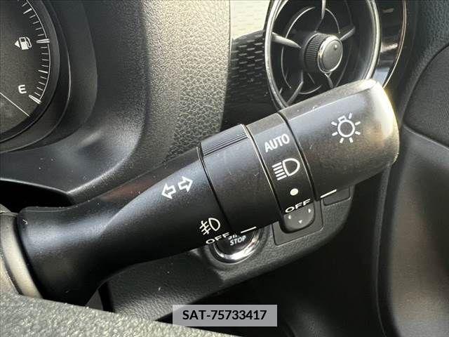 Toyota VITZ 2019-04 373654-5
