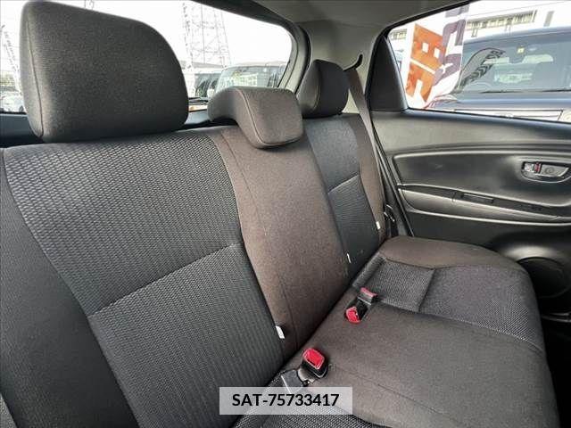 Toyota VITZ 2019-04 373654-17