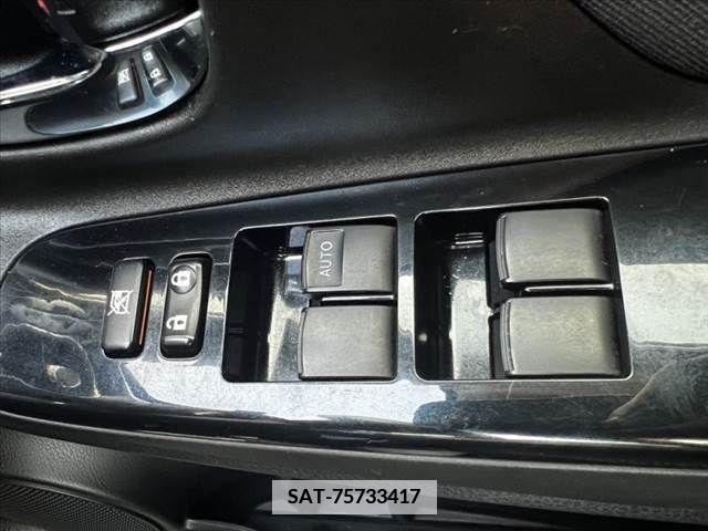 Toyota VITZ 2019-04 373654-22