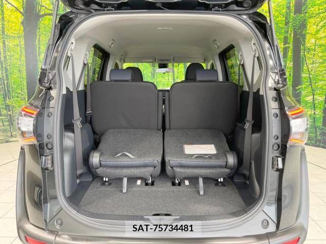 Toyota SIENTA 2016-12 330412-11