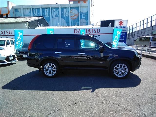 Nissan X-TRAIL 2010-09 21996-5