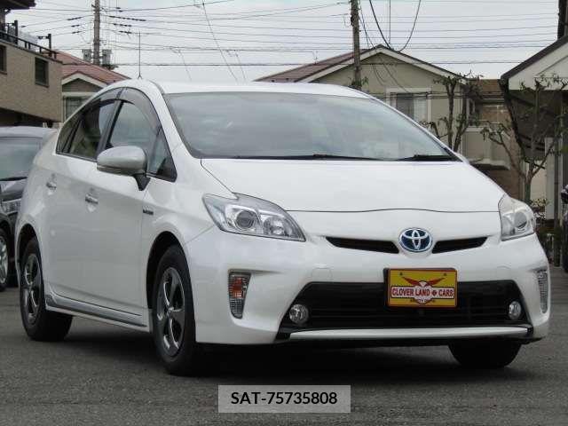 Toyota PRIUS 2013-01 235886-6