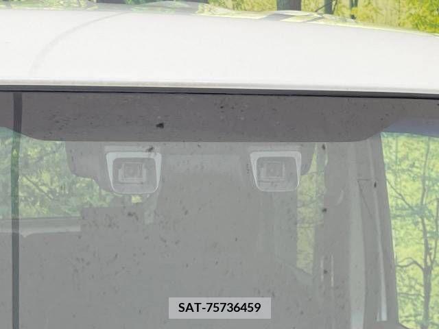Suzuki SPACIA 2017-01 252657-2