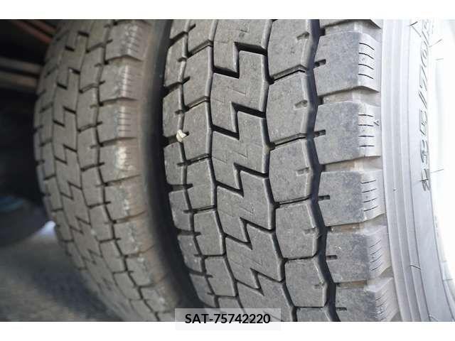 Hino RANGER 2015-03 205276-8