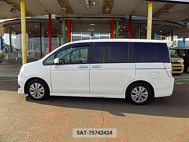 Honda e 2011-10 251953-13