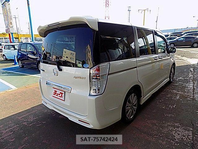 Honda e 2011-10 251953-2