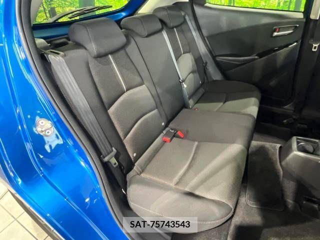 Mazda DEMIO 2017-12 301963-9