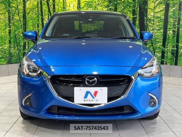Mazda DEMIO 2017-12 301963-14