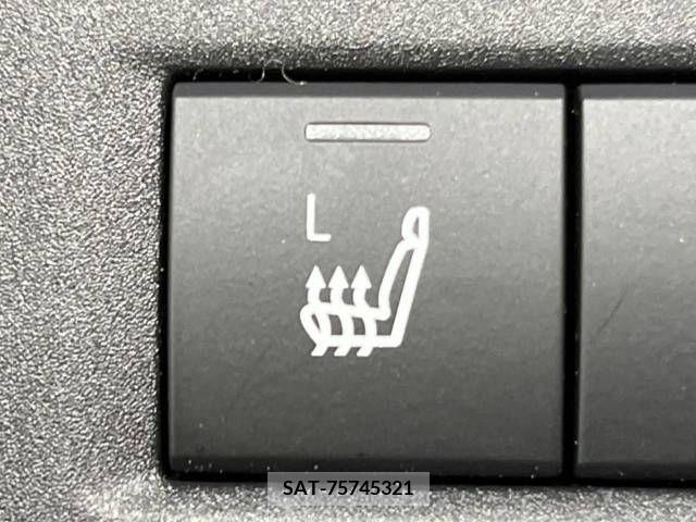 Toyota AQUA 2021-12 261098-5
