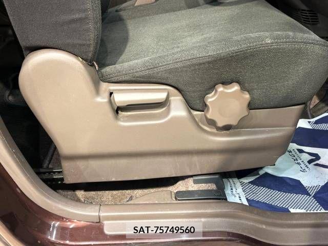 Suzuki MR WAGON 2007-04 252525-5
