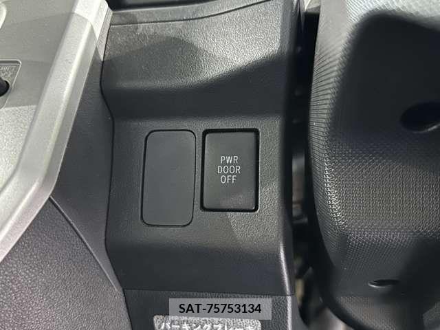 Daihatsu WAKE 2015-09 290093-18