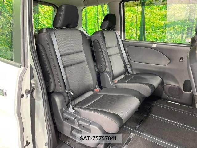 Nissan SERENA 2020-10 209818-9