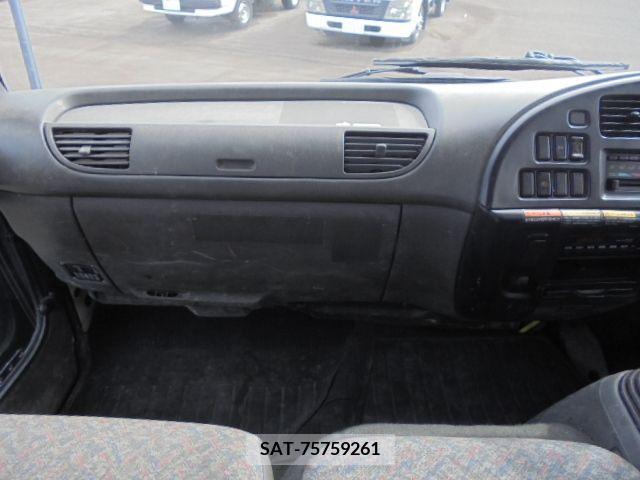 Isuzu FORWARD 2006-07 201189-17