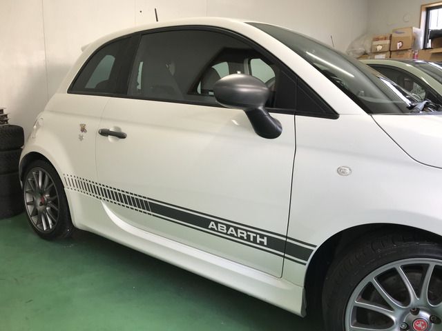 Abarth 595 2016-08 9812-8