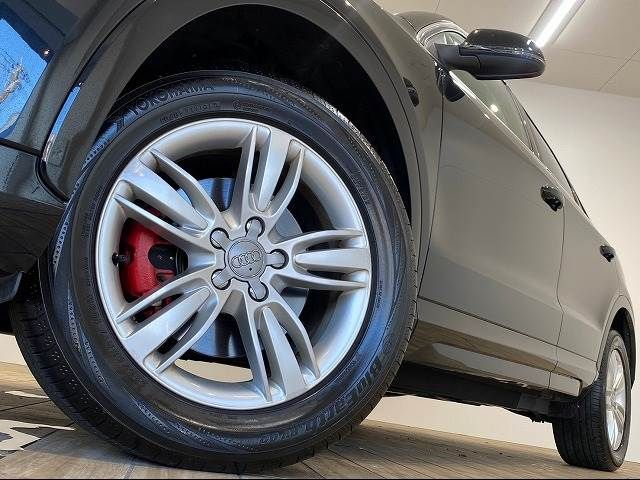 Audi Q3 2016-06 5384-18