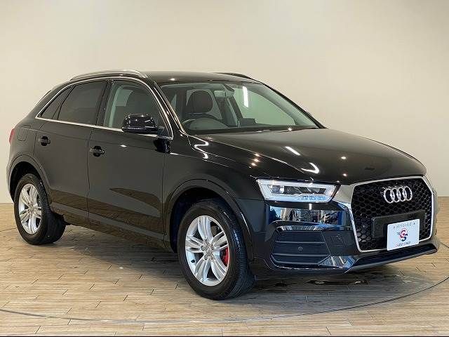 Audi Q3 2016-06 5384-15