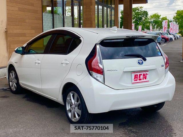 Toyota AQUA 2016-07 292070-2