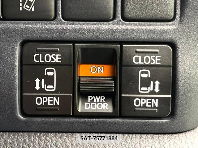 Toyota VOXY 2016-05 288880-5