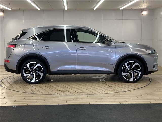 Citroen DS7 2019-03 12625-16