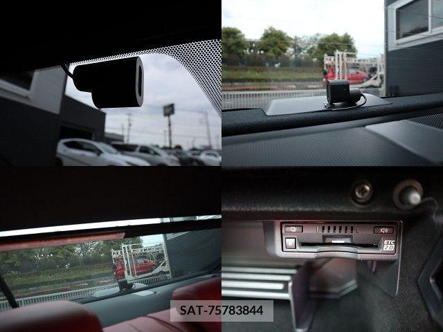 Lexus IS 2023-12 297908-24