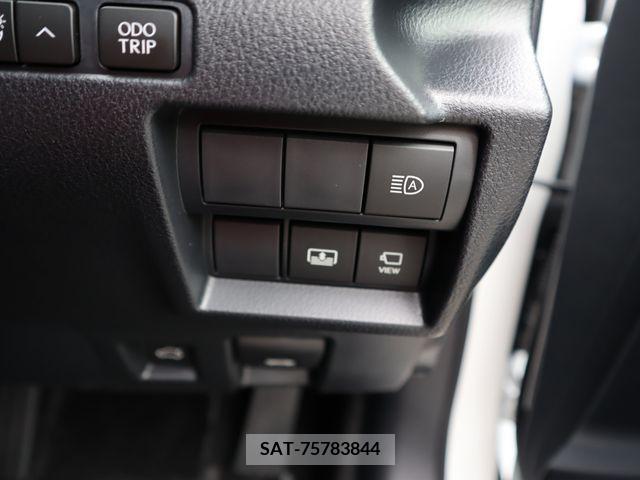 Lexus IS 2023-12 297908-20