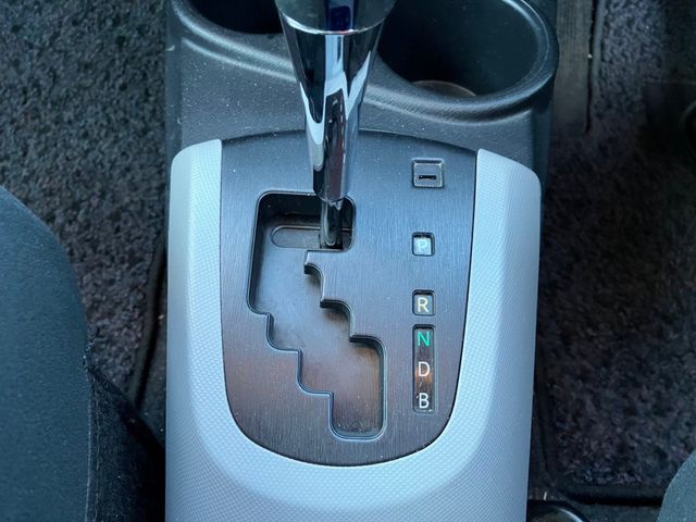 Toyota AQUA 2012-12 189998-12