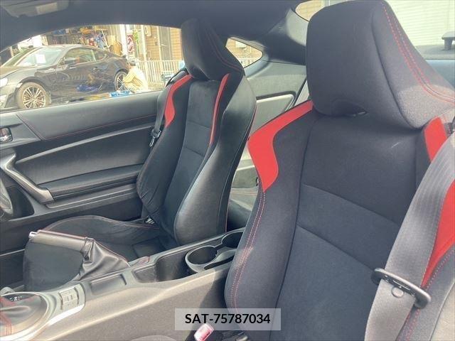 Toyota 86 2012-04 258688-20
