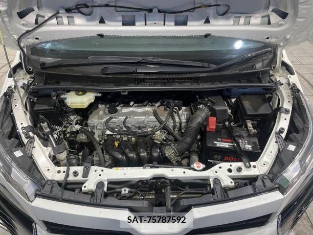 Toyota VOXY 2017-12 321556-19
