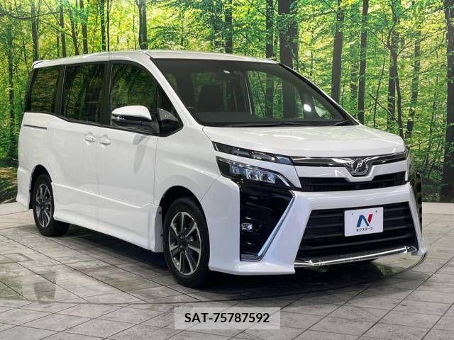 Toyota VOXY 2017-12 321556-17