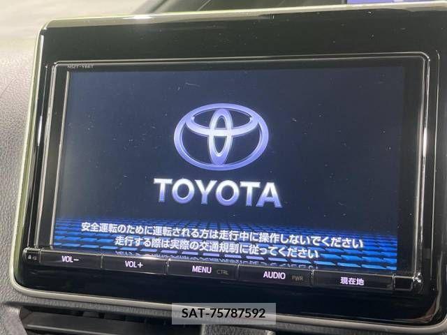 Toyota VOXY 2017-12 321556-2
