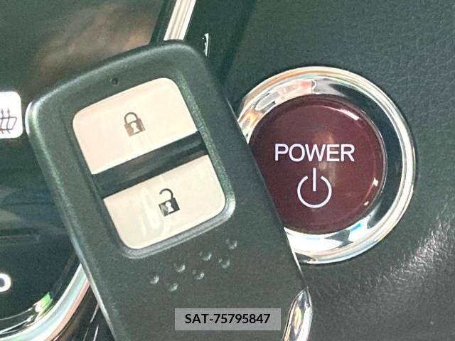 Honda VEZEL 2016-06 384969-7