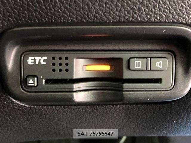 Honda VEZEL 2016-06 384969-6