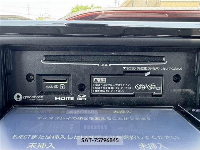 Toyota NOAH 2019-11 279556-23