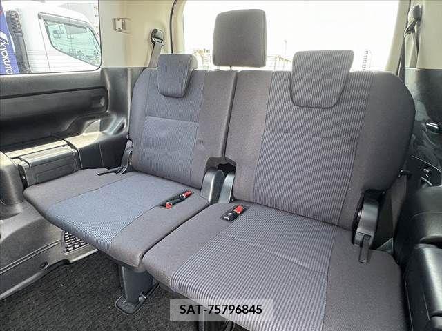 Toyota NOAH 2019-11 279556-20