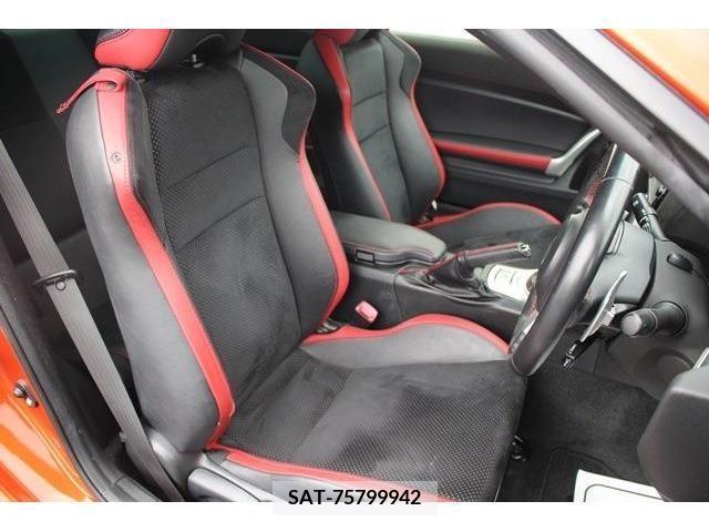 Toyota 86 2017-08 258587-14