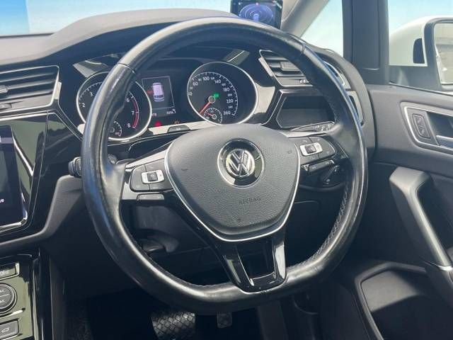 VolksWagen GOLF TOURAN 2017-10 189260-10