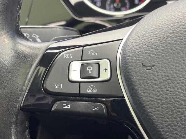 VolksWagen GOLF TOURAN 2017-10 189260-6