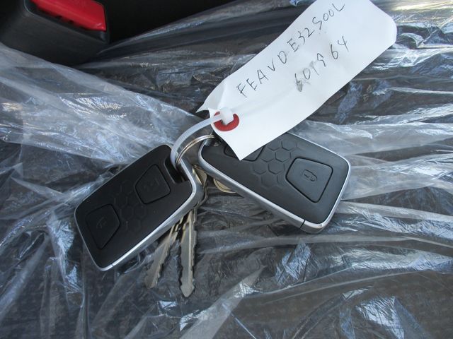 Mitsubishi CANTER 2023-10 13644-17