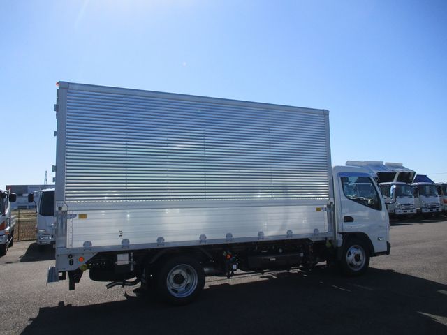 Mitsubishi CANTER 2023-10 13644-23