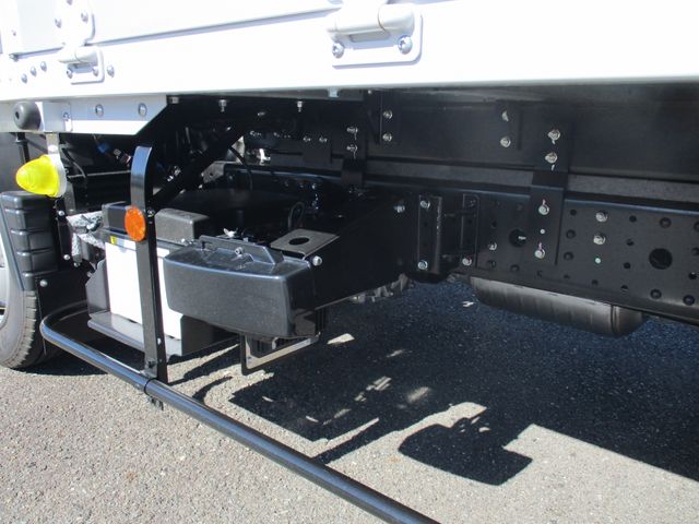Mitsubishi CANTER 2023-10 13644-8