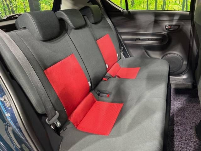 Toyota AQUA 2019-01 27564-9