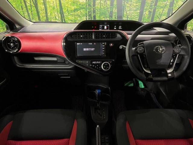 Toyota AQUA 2019-01 27564-1