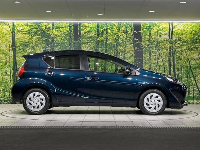 Toyota AQUA 2019-01 27564-17