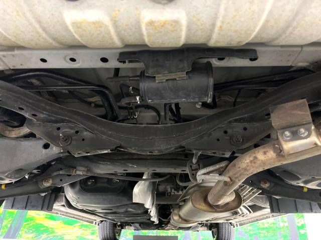 Nissan ELGRAND 2014-08 13926-19