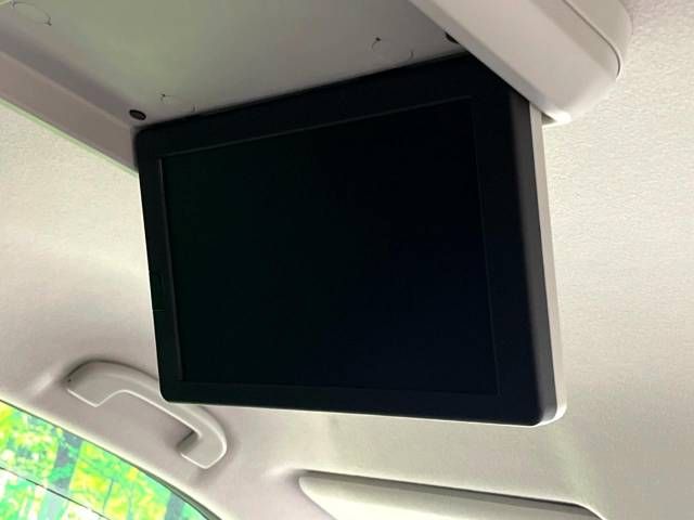 Nissan ELGRAND 2014-08 13926-4