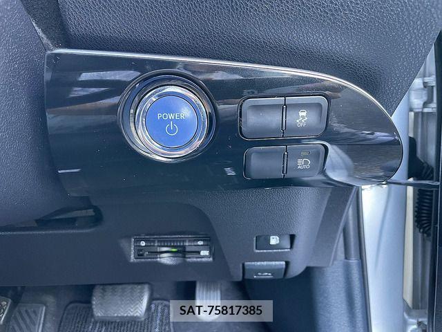 Toyota PRIUS 2016-03 366302-10