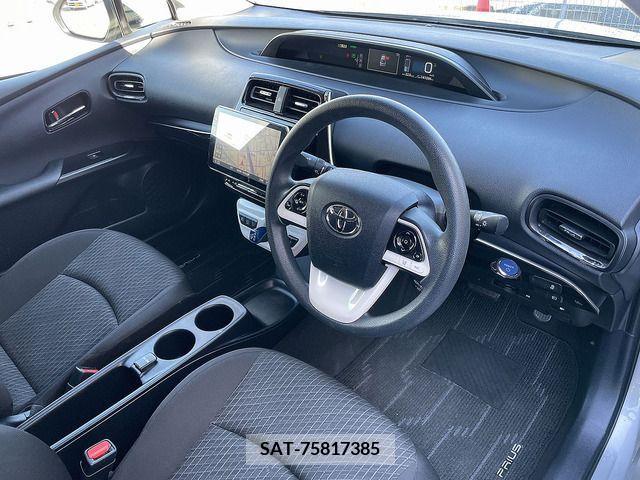 Toyota PRIUS 2016-03 366302-9