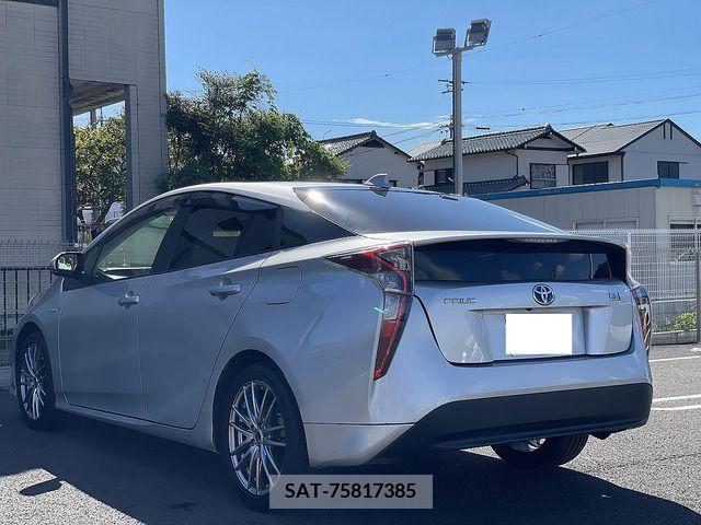 Toyota PRIUS 2016-03 366302-6