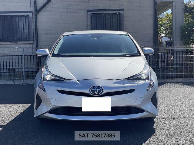 Toyota PRIUS 2016-03 366302-1