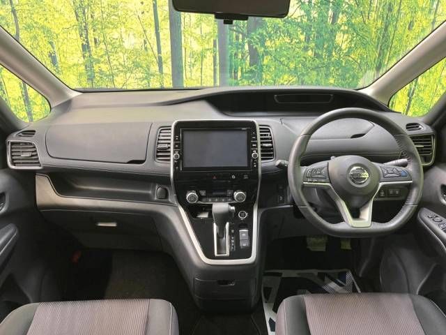 Nissan SERENA 2018-07 14726-1